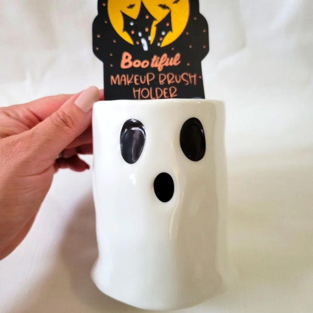 Bootiful Ghost Makeup Brush Holder *New Halloween Ghost Holder